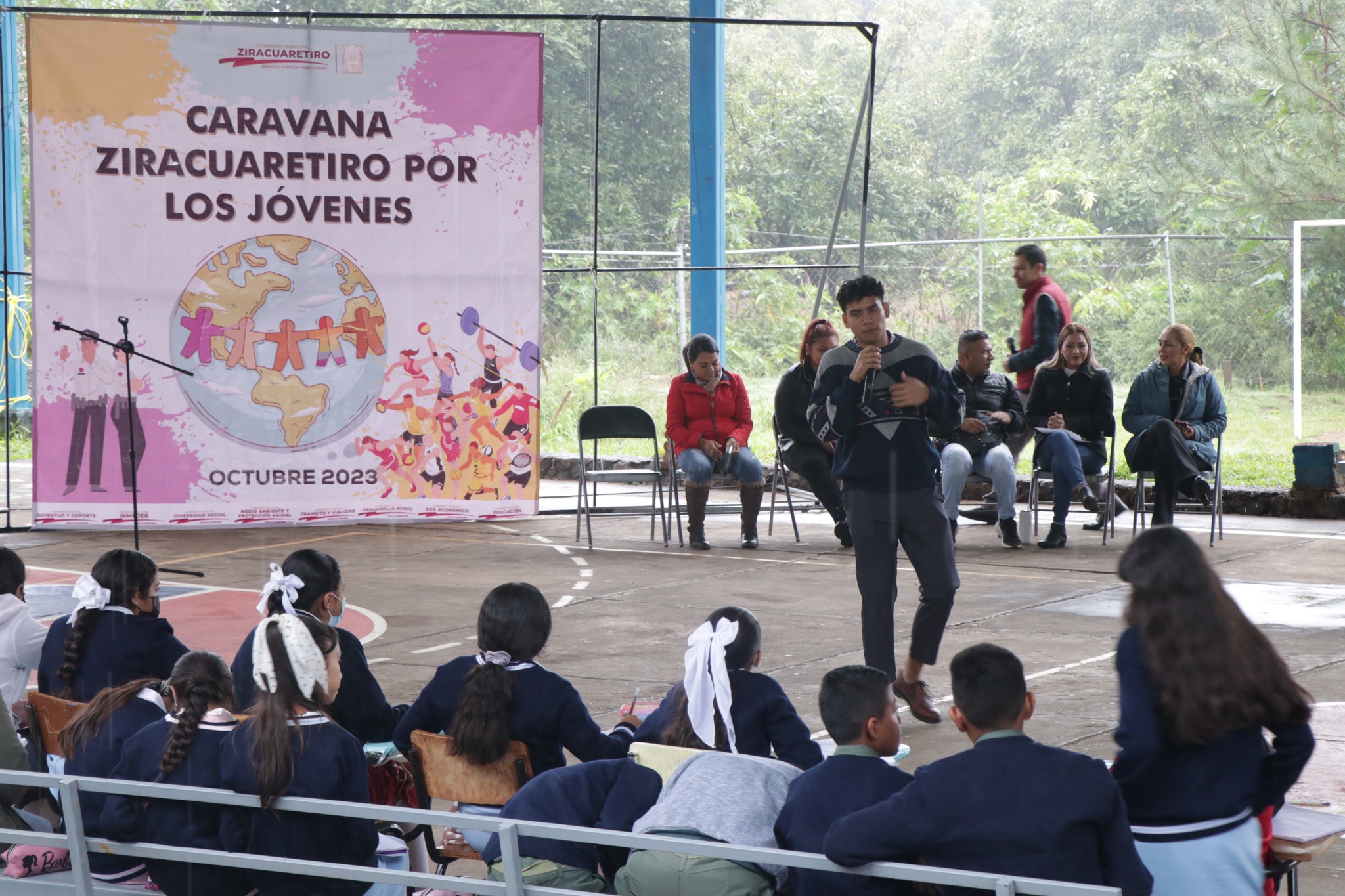 Caravana Ziracuaretiro por los Jóvenes en San Andrés Corú 